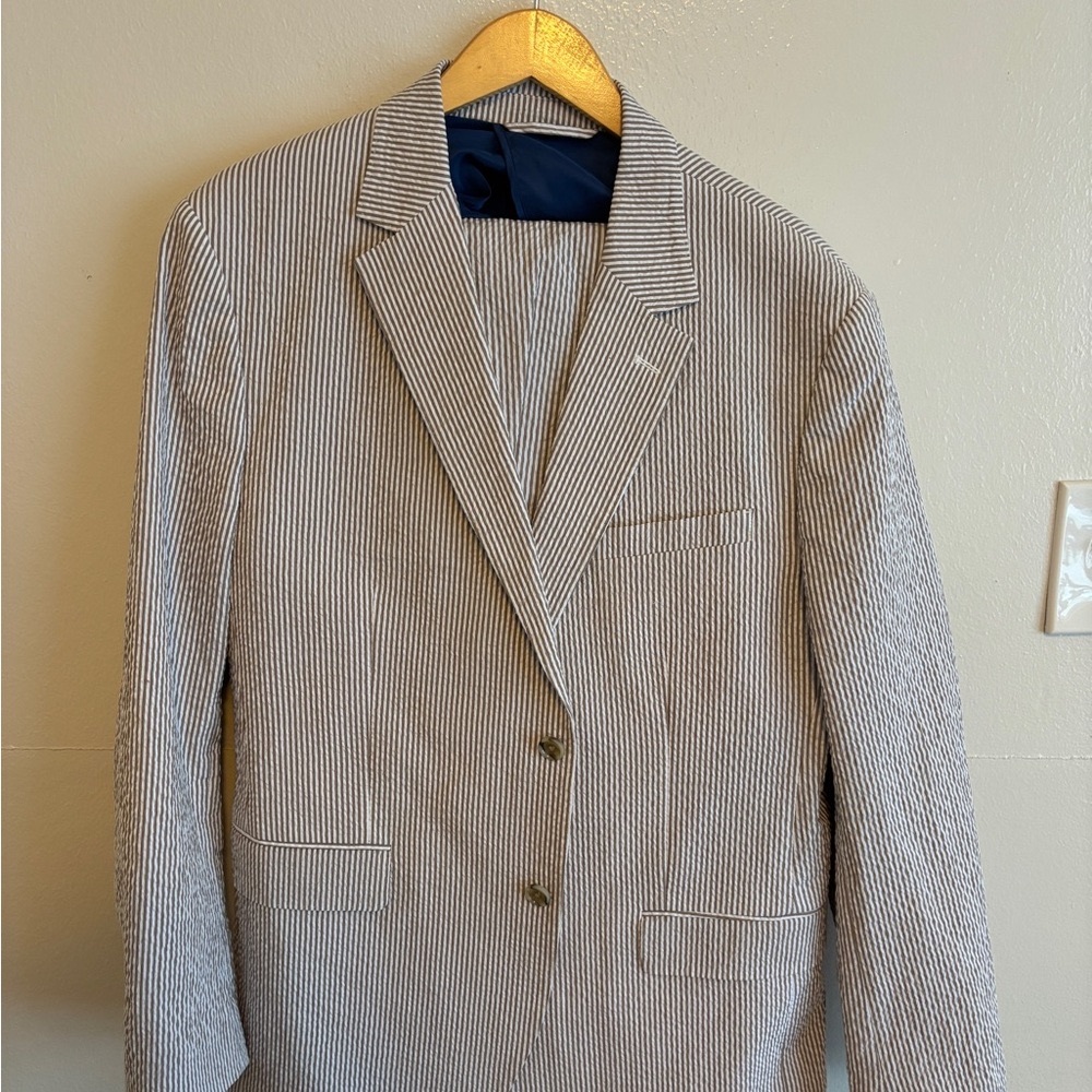 Bonobos Tan Seersucker Slim Fit Suit